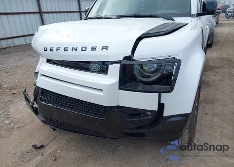 2024 Land Rover Defender 130 P400 X-Dynamic Se z USA, uszkodzony, nr VIN SALE2FEU5R2331536